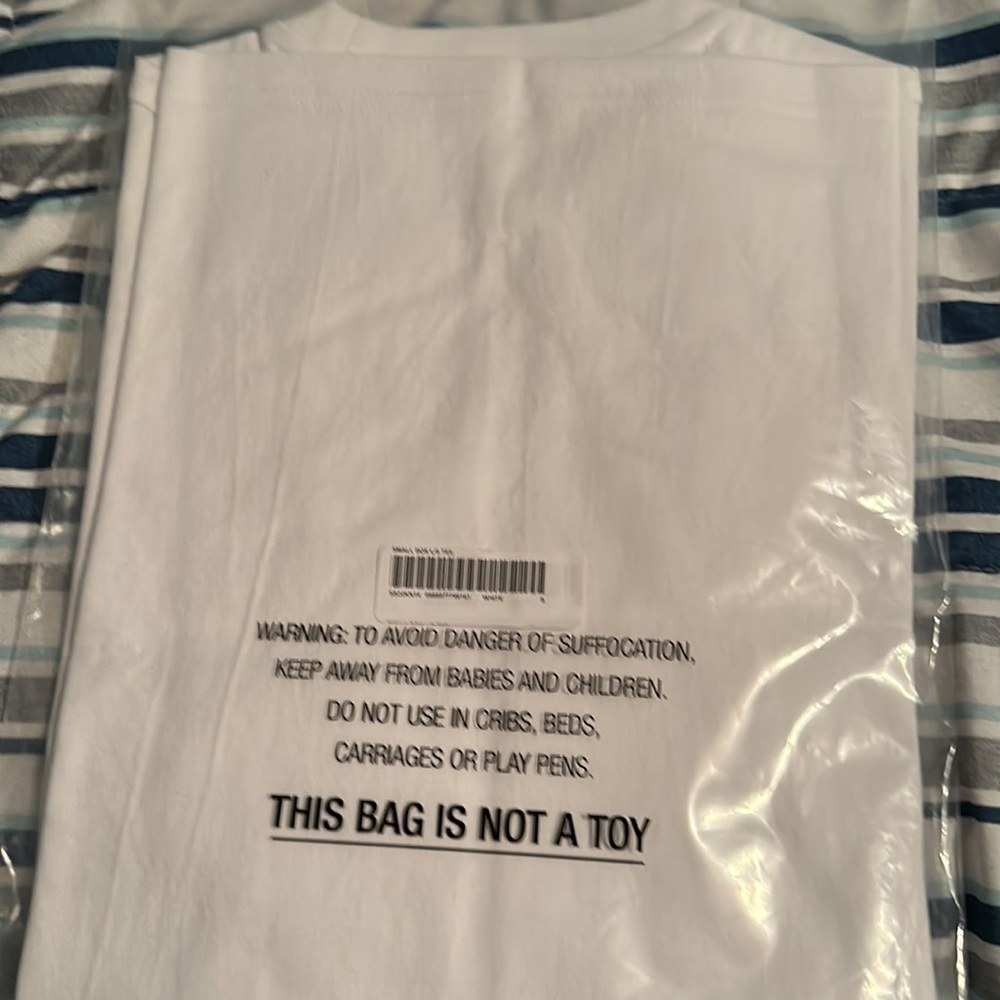 Supreme white sweater - Picture 3 of 3